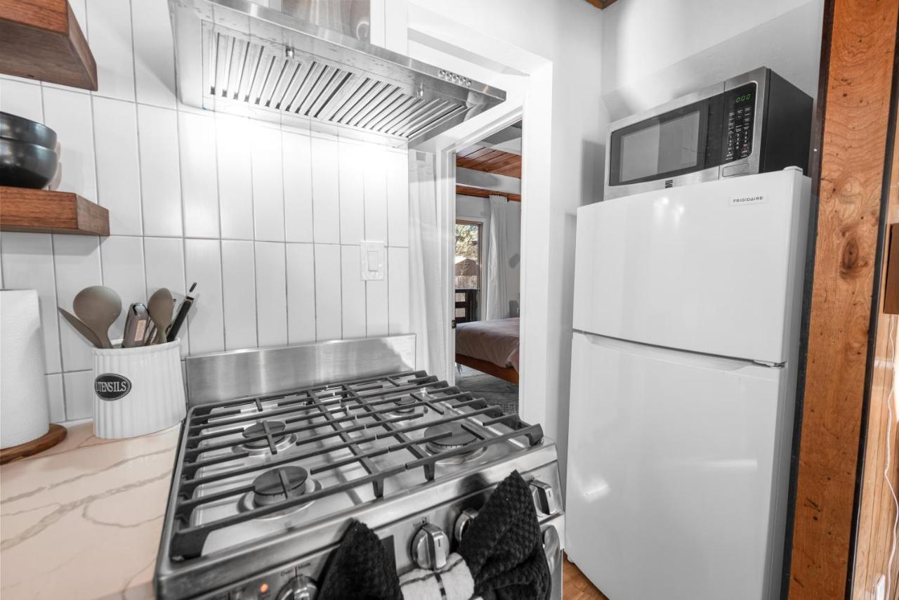 Bearadise - Prime Location For A Family Getaway In The Winter Or Summer Big Bear City Eksteriør billede