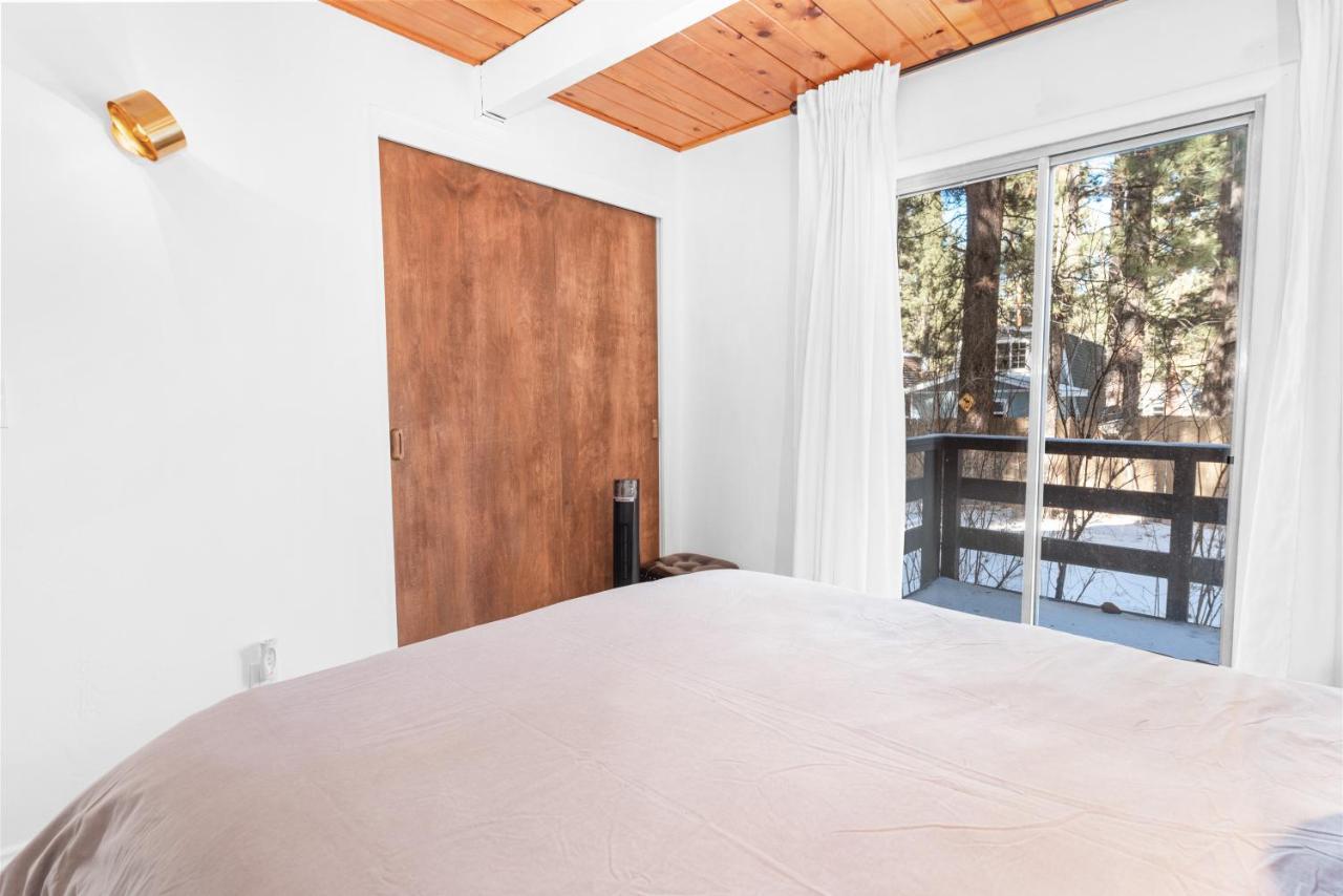 Bearadise - Prime Location For A Family Getaway In The Winter Or Summer Big Bear City Eksteriør billede